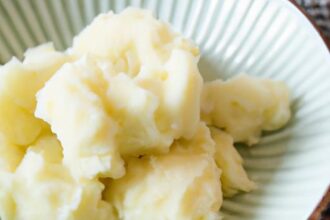 Whip Up Fluffy Microwave Mashed Potatoes in Minutes