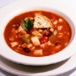 Discover the Secret Behind Olive Garden’s Minestrone Soup Delight