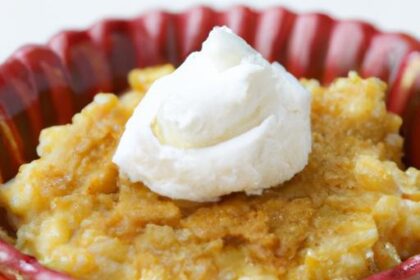Cozy Up with Creamy Pumpkin Pie Microwave Oatmeal Delight