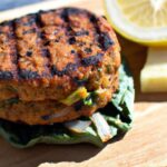 Hearty Lentil & Quinoa Burgers: A Nutritious Delight