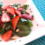 Fresh and Flavorful: The Ultimate Spinach & Strawberry Salad