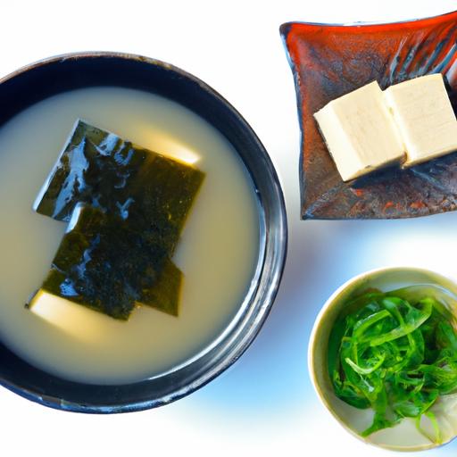Umami Delight: Crafting ⁤Miso Soup with Tofu and Seaweed