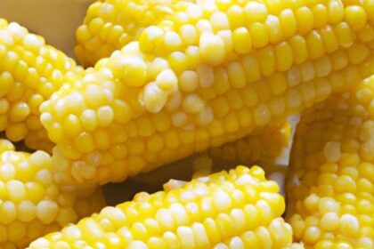 Quick & Easy Microwave Sweet Corn with Butter Bliss