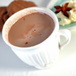 Perfectly Warmed Milk: Microwave Timing for Hot Chocolate