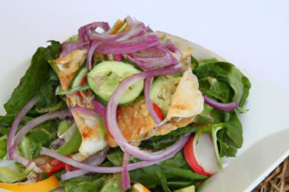 Fattoush Unveiled: The Zesty Charm of Middle Eastern Bread Salad