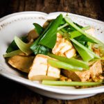 Steamed Tempeh with Ginger & Garlic: A Flavorful Twist