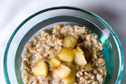 Sweet & Simple: Perfect Microwave Oatmeal with Honey Guide