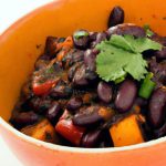 Hearty Black Bean & Sweet Potato Chili: A Flavorful Delight