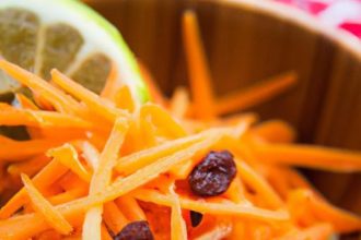 Zesty Shredded Carrot & Raisin Salad: A Fresh Flavor Boost