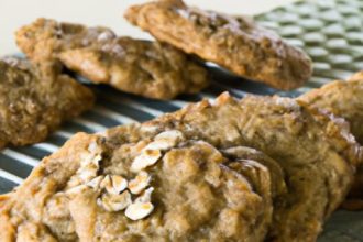 Deliciously Guilt-Free: Top Sugar-Free Oatmeal Cookies