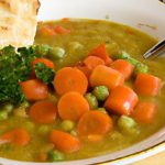 Hearty Split Pea Soup with Carrots: A Nutritious Delight